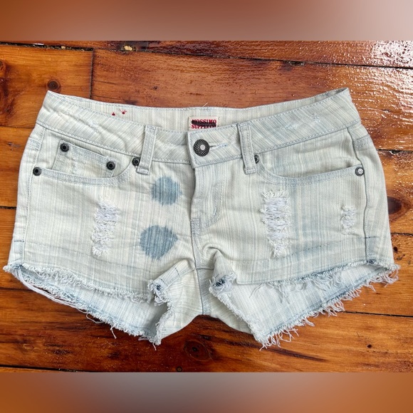Mossimo Supply Co. Pants - Jean Shorts_Juniors size 3